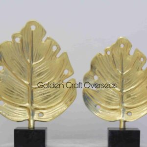 Leaf Showpiece set of 2 aluminum made with gold plated finish